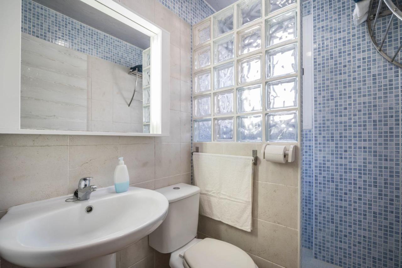 La Casita Azul - Mayores De 25 Chiclana de la Frontera Exterior foto
